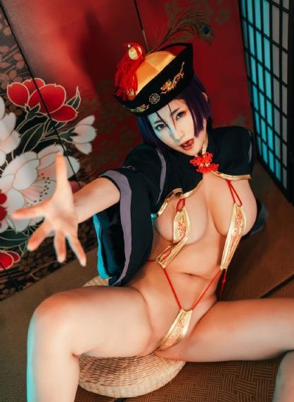 女皇双腿被打开吮花蒂_HD高清完整版